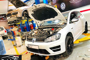 Volkswagen-Golf-R-Water-Leakage-Fixed