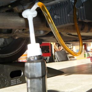 Best Oil Change Dubai Largest Workshop Use Recomended Oil